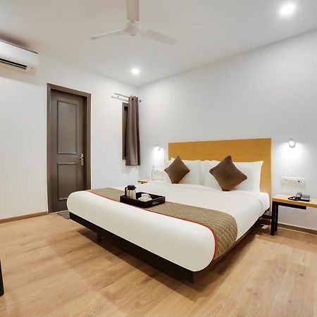 Hotel Oyo Townhouse 019 Anand Vihar Neu-Delhi Exterior foto