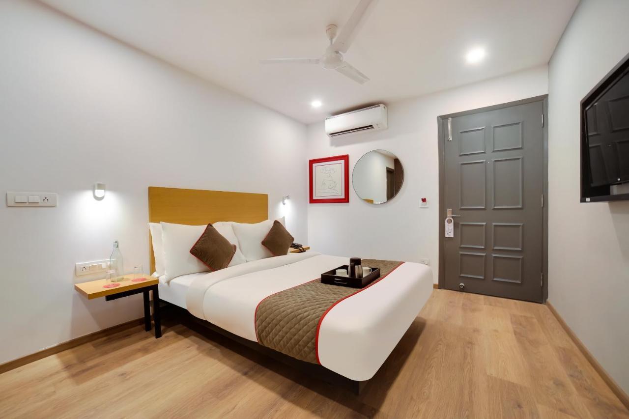 Hotel Oyo Townhouse 019 Anand Vihar Neu-Delhi Exterior foto